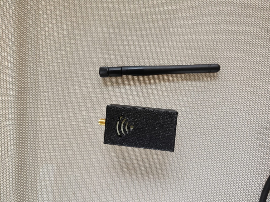 Despiece del módem y antena SMA